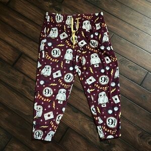 Harry Potter pajama pants maroon size Large 12-14